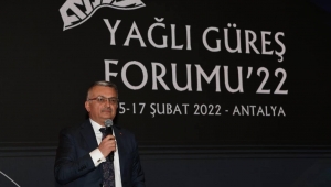 VALİ YAZICI YAĞLI GÜREŞ FORUMU’NA KATILDI