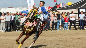 3. ULUSLARARASI YÖRÜK TÜRKMEN FESTİVALİ BAŞLIYOR