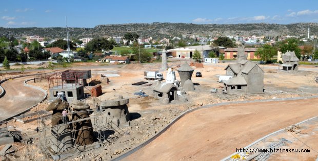 Antalya yüzme havuzu ve masal parkına kavuşuyor