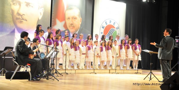 Kepez Çocuk Korosu’ndan anlamlı konser