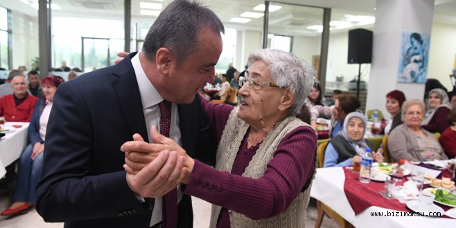 Yaşlılar, Yaşlılar Kreşi’yle çok mutlu